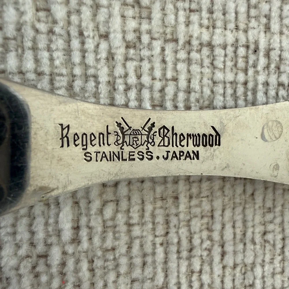 Vintage Regent Sherwood Stainless Two Prong Granny Meat Fork Wooden‎ Handle